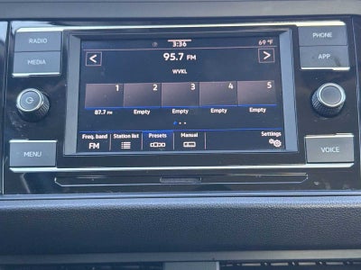 2024 Volkswagen Jetta SE