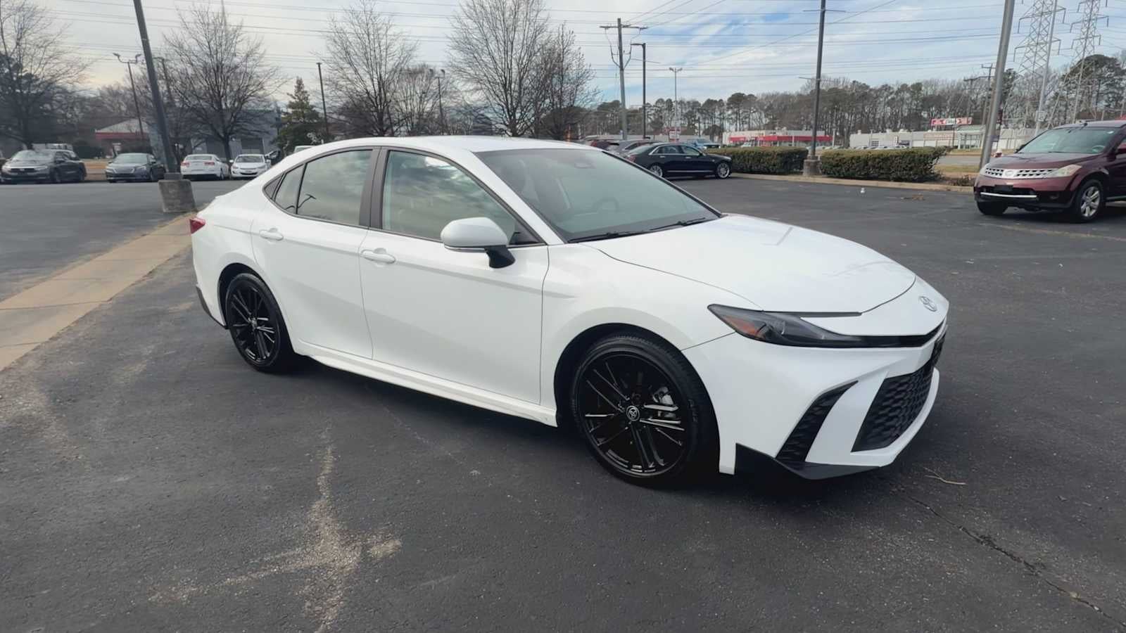2025 Toyota Camry SE
