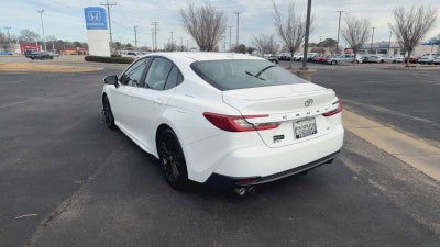 2025 Toyota Camry SE