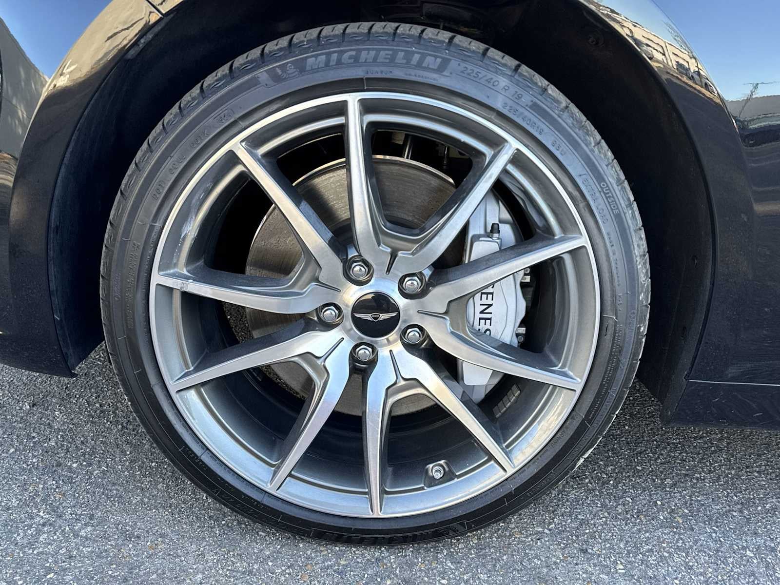 2025 Genesis G70 2.5T